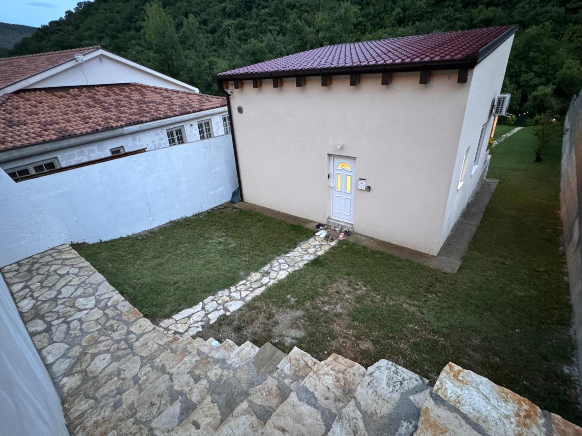 House On The River Blagaj Exteriör bild